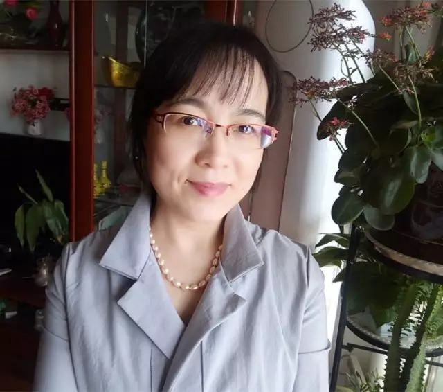 王霞.webp.jpg